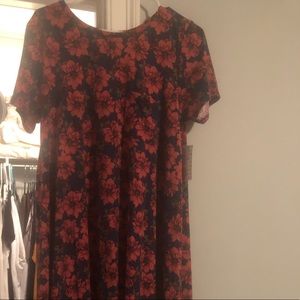 Lularoe Carly Medium